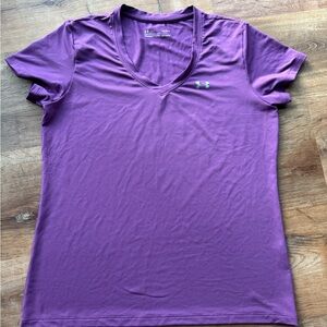 Under Armour Women's Purple V-Neck Short Sleeve Tee